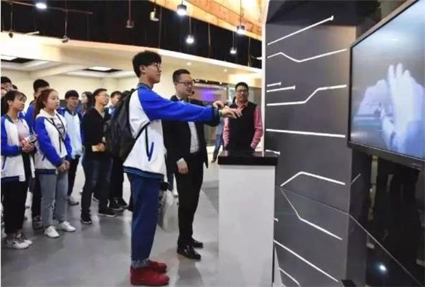 如何加盟vr科普體驗館