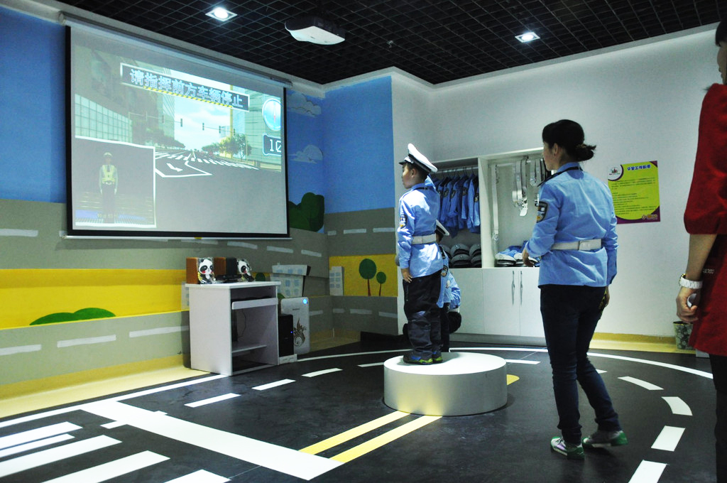 交通體驗館——預防交通事故的發生